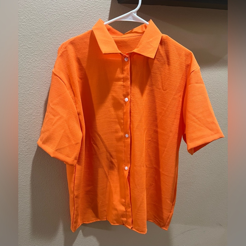 Vibrant Orange Button-Up Shirt Women Summer Button Shirt Size (L)